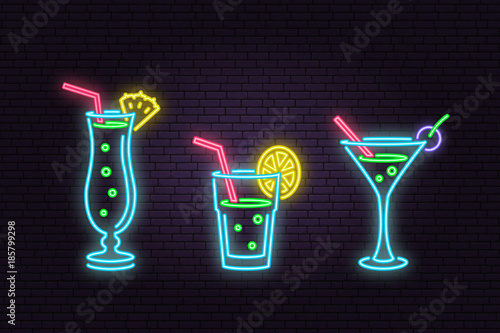Set of cocktail neon emblem.Vector illustration.
