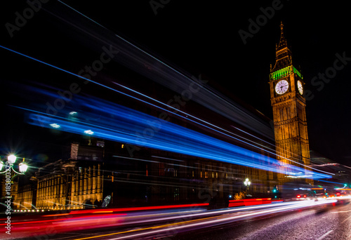 Big Ben bus light trail