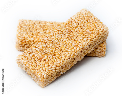 Two gozinaki sesame bars