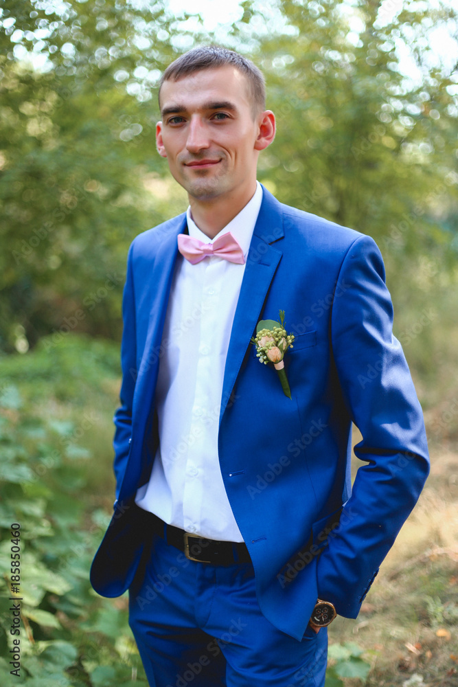 Smiling groom Smiling groom