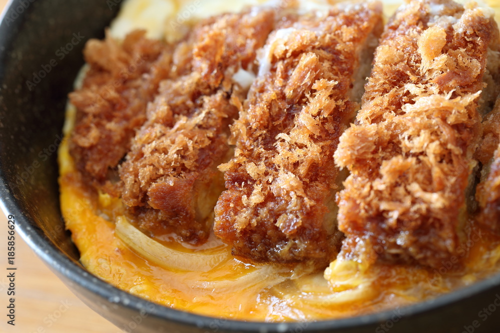 カツ丼 Katsudon, pork cutlet rice bowl カツ丼 Katsudon, pork cutlet rice bowl