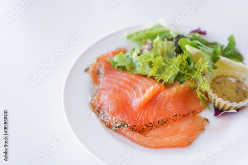salmon salade image