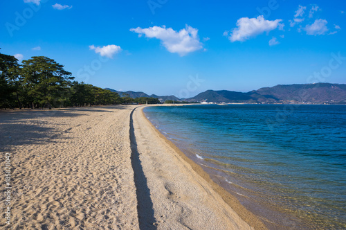 津田の松原(香川県、海水浴場)