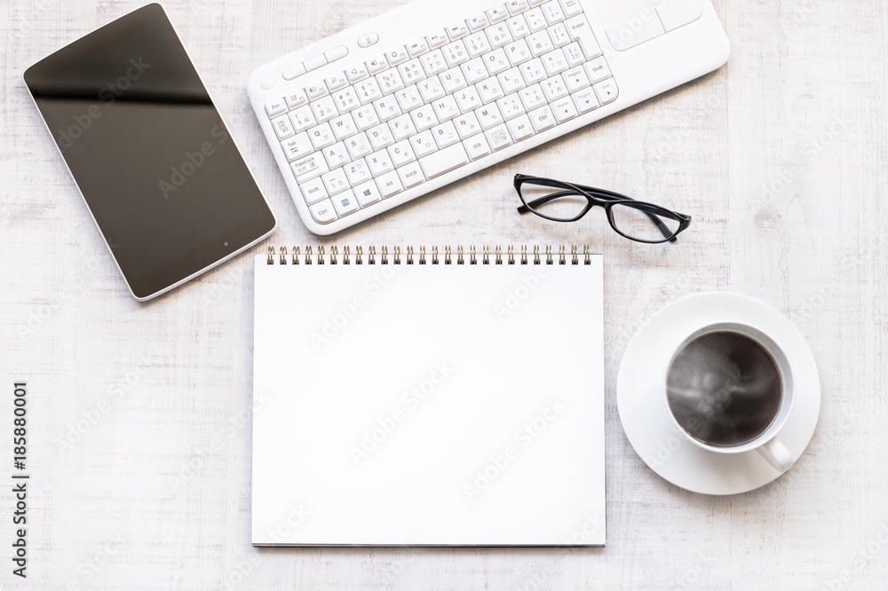 デスク　仕事　勉強