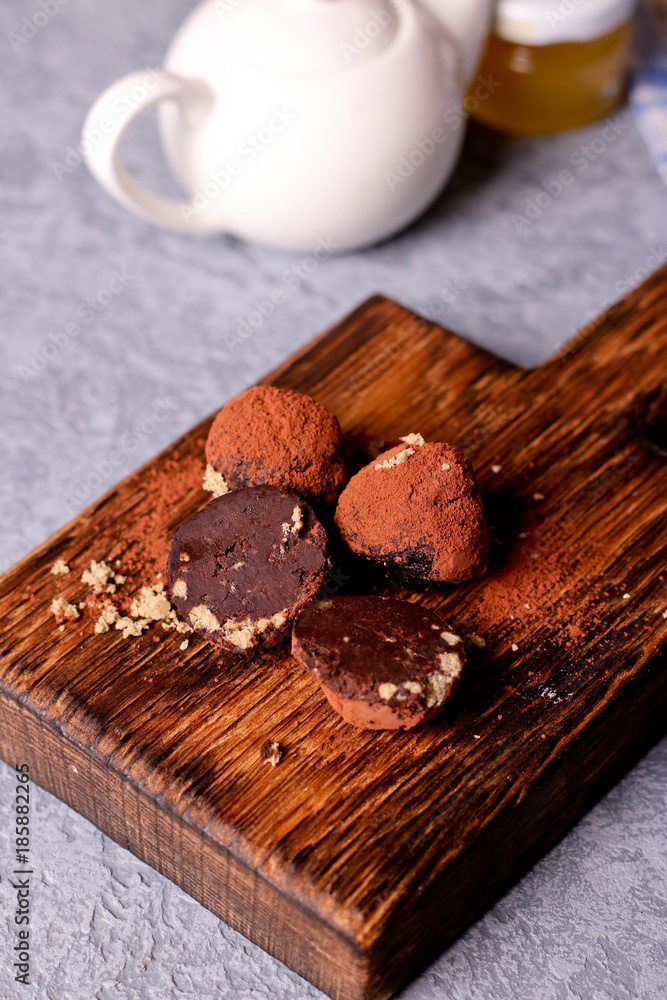 Homemade healthy vegan chocolate candy Homemade healthy vegan chocolate candy
