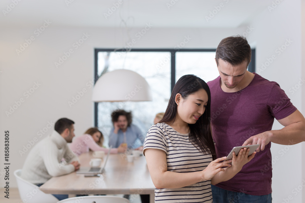Fototapeta premium Startup Business Team At A Meeting at modern office building