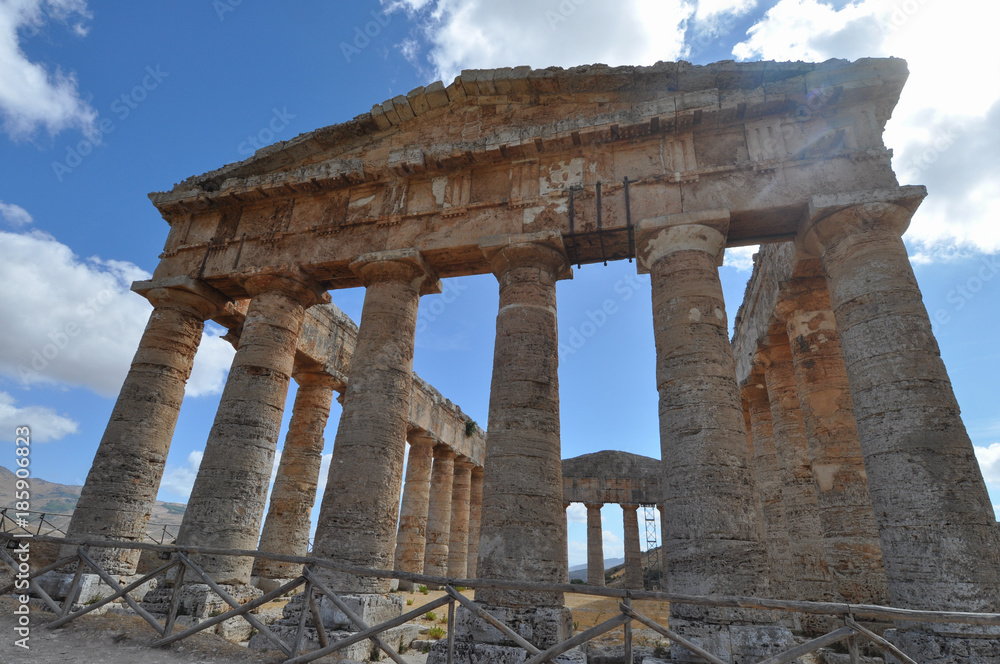 Doric temple in Segesta