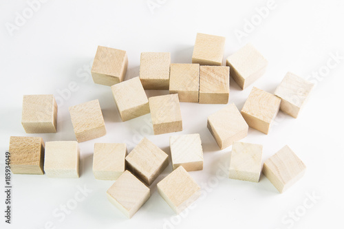 small wooden square cubes 