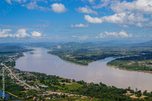 Fototapeta Naklejka Na Ścianę i Meble -  convocation mekong river