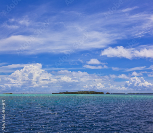 Schöne Wolkenstimmung auf den Malediven