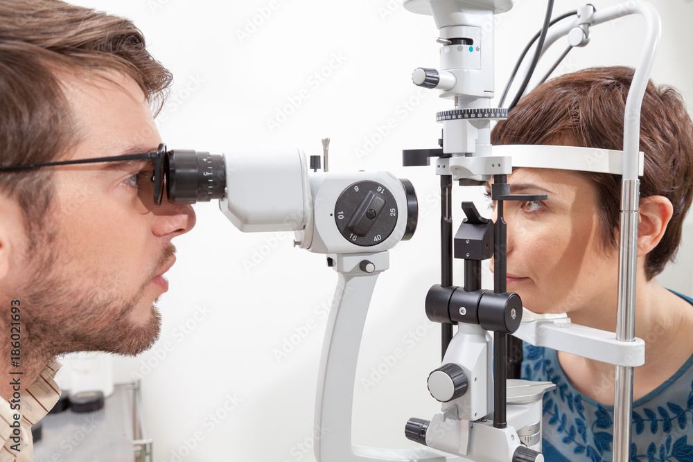 Eye Examination with the Slit Lamp Eye Examination with the Slit Lamp