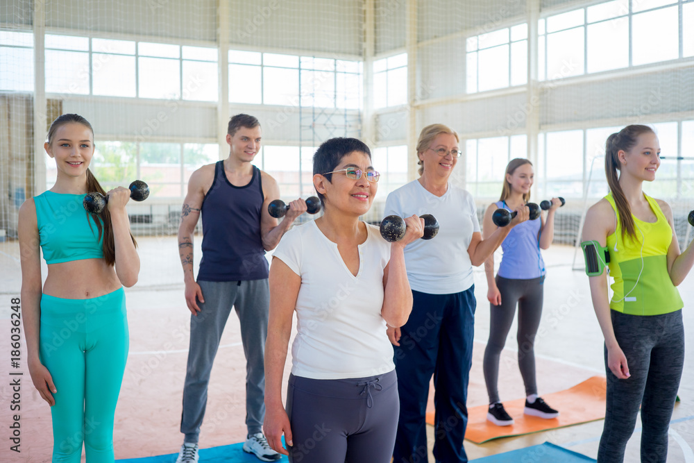 Fototapeta premium Group of people in a gym