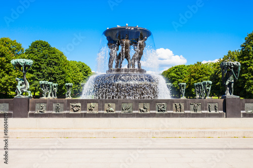 Vigeland sculpture park, Oslo photo