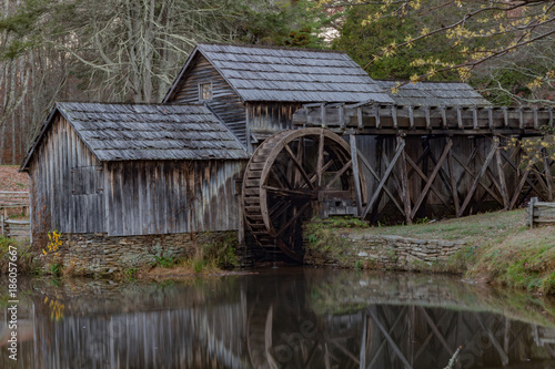 Old Grist Mill and lake on Blue Ridge Parkway © Martina