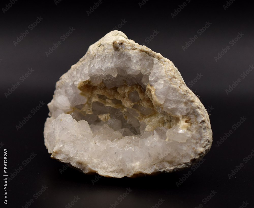 Geode with Beautiful White Crystals Geode with Beautiful White Crystals