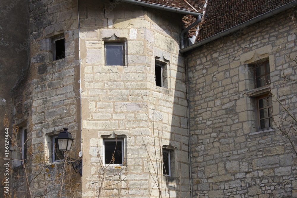 Cité médiévale de Marnay en Franche-Comté
