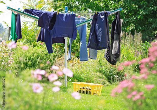 Wäscheständer im Garten