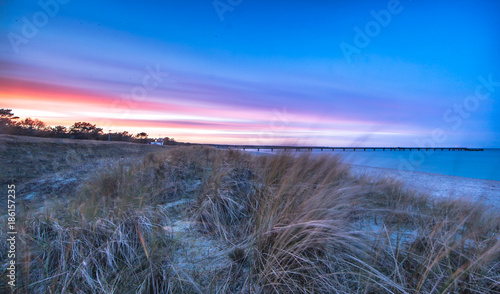 blaue stunde seebrücke ostsee