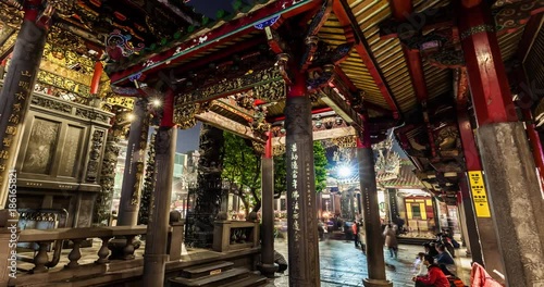 Taipei Longshan Temple NIGHT VIEW timelapse in taiwan