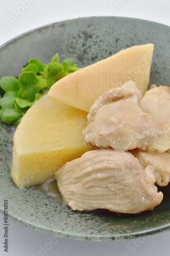 タケノコと鶏肉の煮物