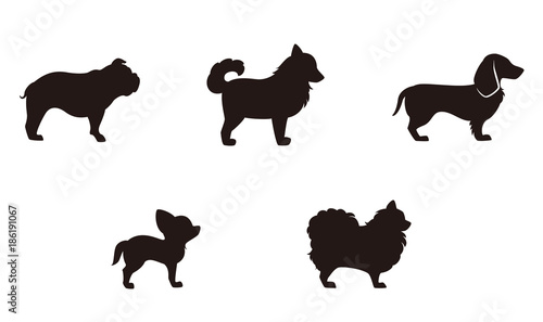 犬のシルエット
