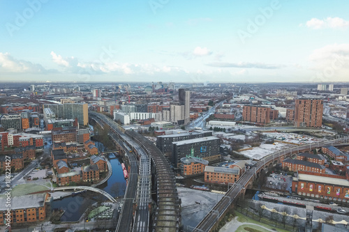 Foto Aerial view drone manchester city centre hilton hotel beetham tower