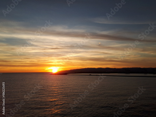 Coucher de soleil sur les docks