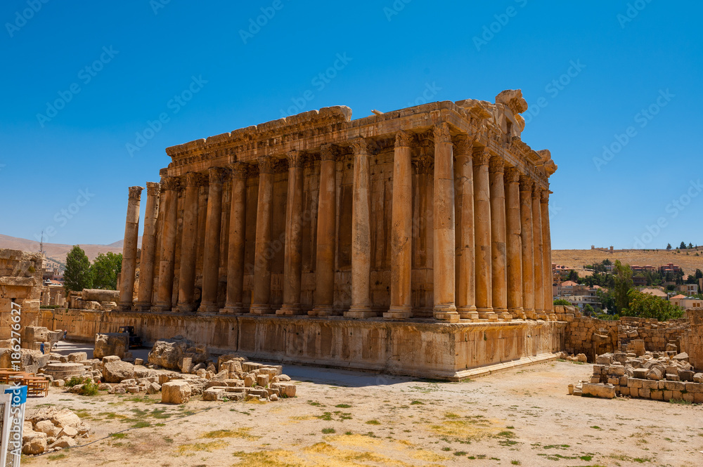 Obraz premium Baalbek Ancient city in Lebanon.Heliopolis temple complex.near the border with Syria.remains