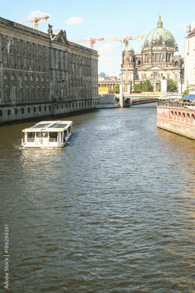 view of spree river and museum island