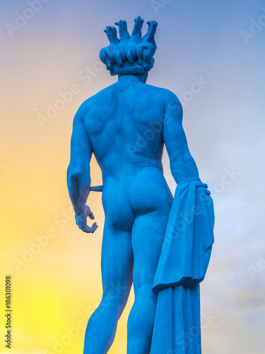 Statues & Sunsets - Nice, France