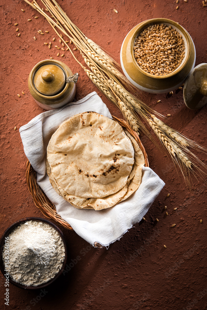 indian bread / Chapati / Fulka / Gehu Roti with wheat grains in ...