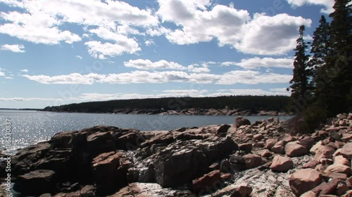 Wide, rocky shoreline in Maine