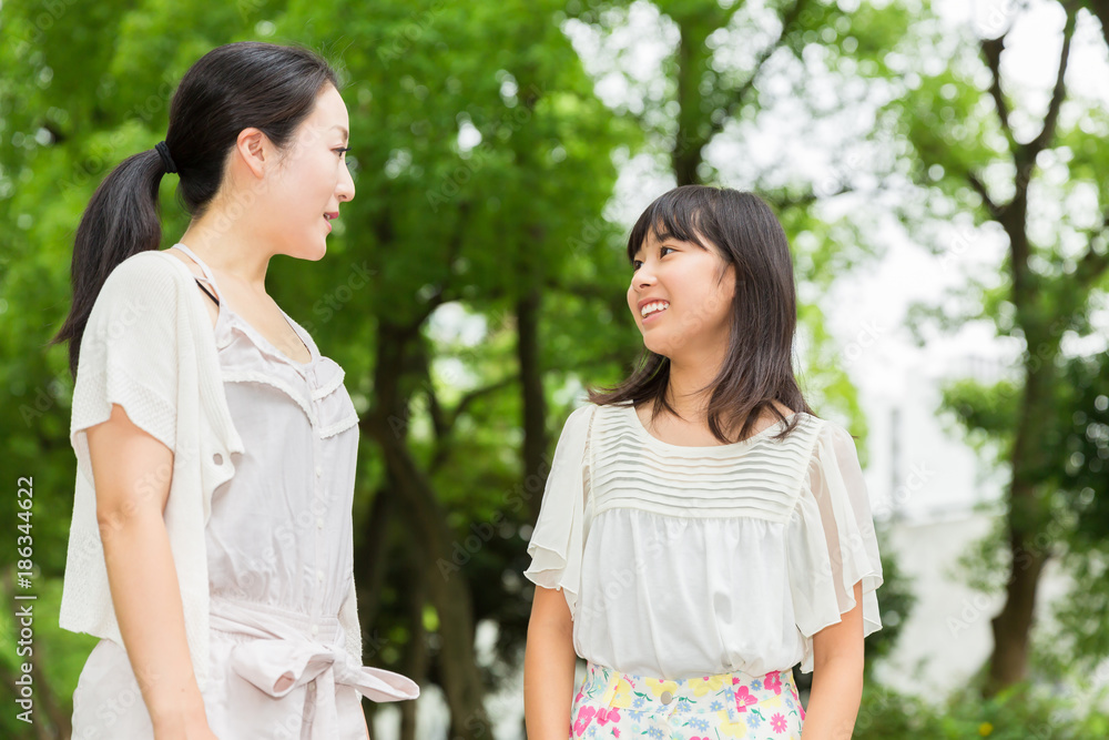 笑顔の親子 笑顔の親子