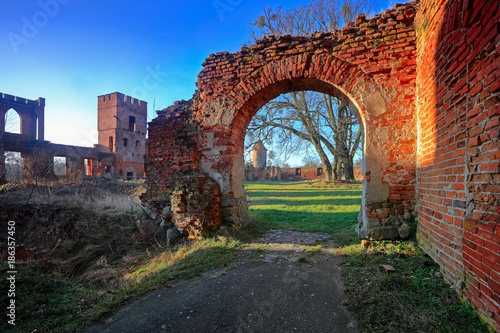 Szymbark-ruiny czternastowiecznej warowni
