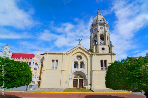Kościół św Franciszka w stolicy Panama #186396452