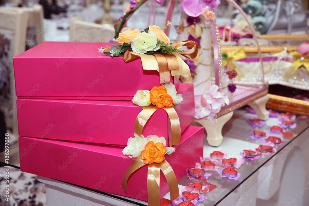 Badge gift boxes . Engagement pink gift boxes . 