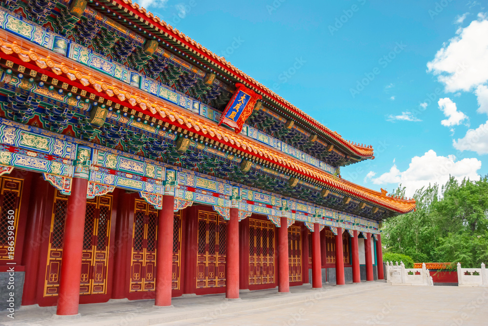 Obraz premium Confucian Temple. The Dacheng Hall, located in Harbin, Heilongjiang, China.