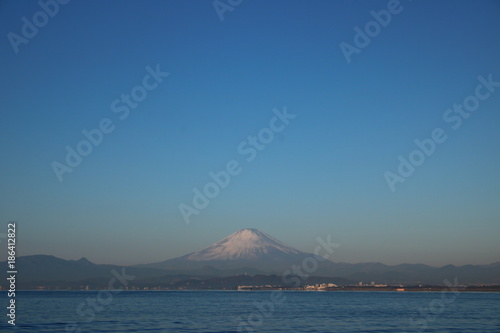 富士山（江ノ島付近から撮影）