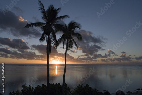 Fototapeta Naklejka Na Ścianę i Meble -  South Pacific sunset - Cook Islands - South Pacific