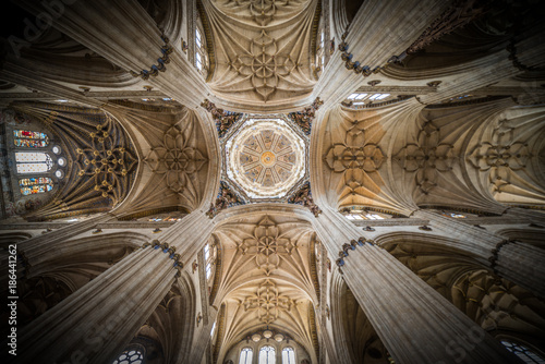 Interior de catedral en Salamanca, Castilla y León, España
