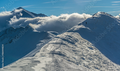 Fototapeta Naklejka Na Ścianę i Meble -  Tatry Zachodnie Ornak, Bystra - zima