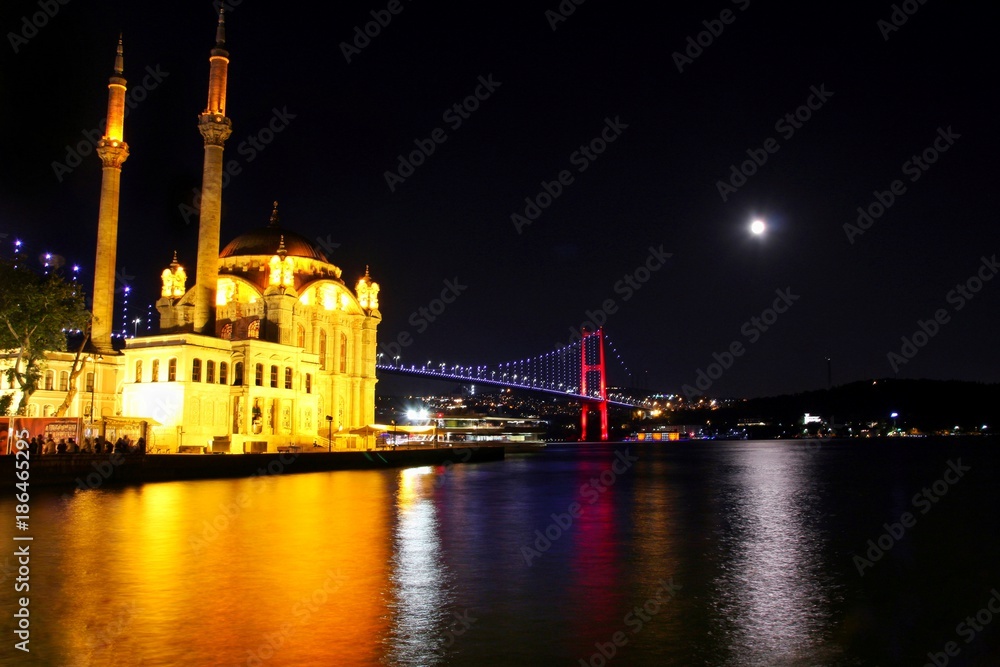 Obraz premium Ortaköy