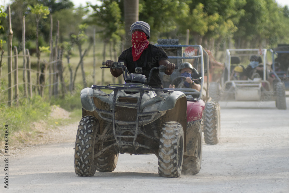 Fototapeta premium Rally on buggies and quad bikes