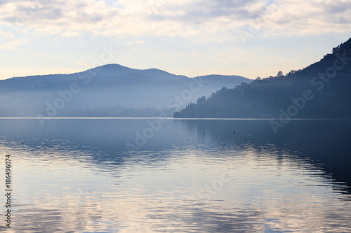 paesaggio del lago di Como daTorno