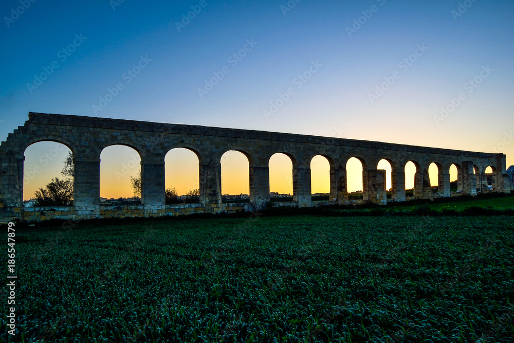Aqueduct StockFoto Adobe Stock