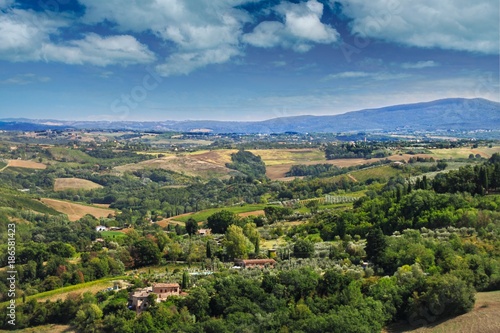 Landscape of Tuscany © UniquePhotoArts