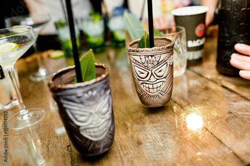 Fototapeta Naklejka Na Ścianę i Meble -  Cocktails in beautiful cups