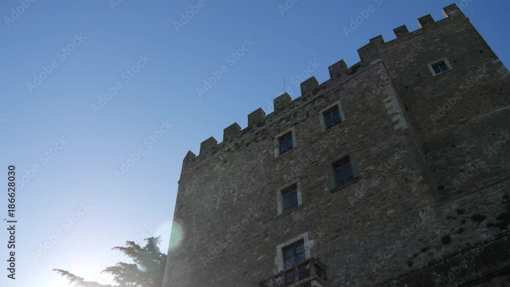 Fortezza medievale a Manciano in Toscana Fortezza medievale a Manciano in Toscana