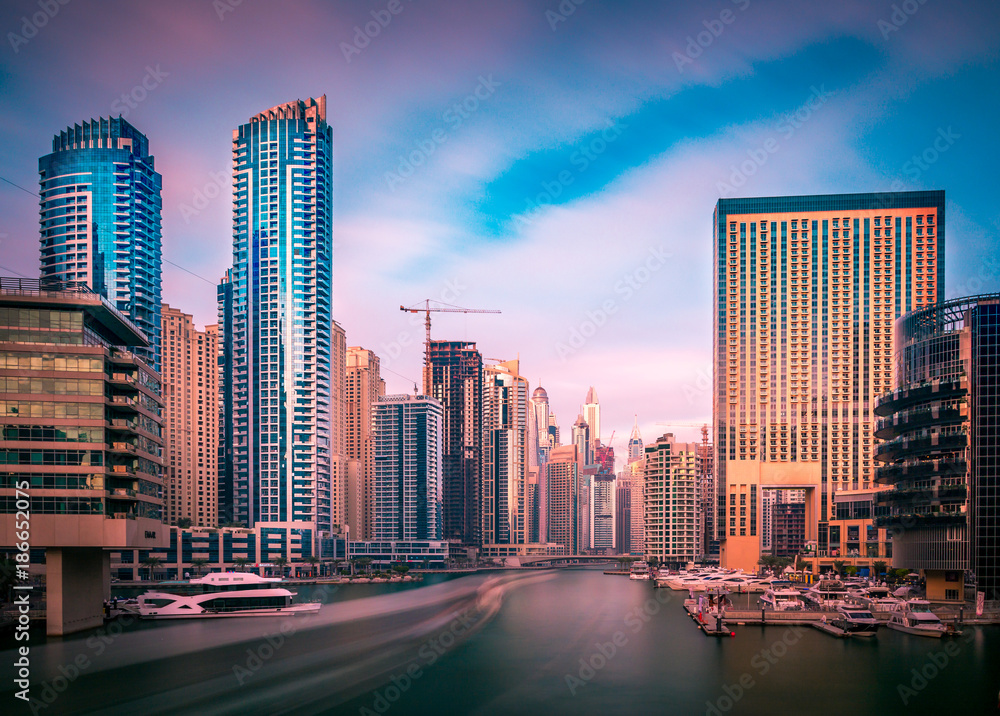 Fototapeta premium Dubai Marina Skyline