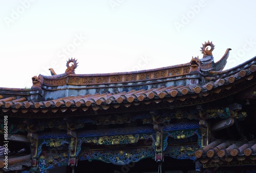 Temple details in Chuiu Park (Kunming, Yunnan, China) © Tommaso